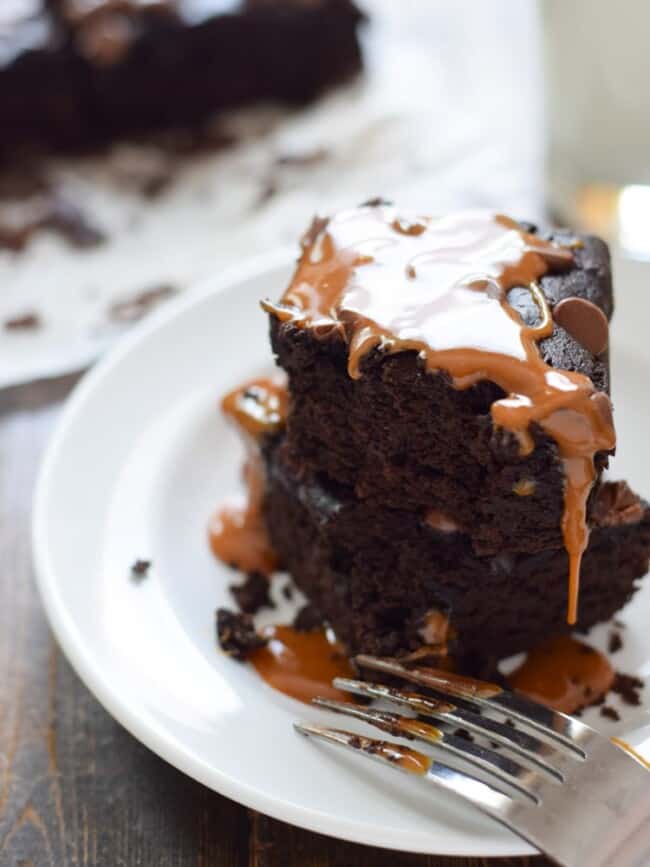 Easy Cajeta (Mexican Caramel) Isabel Eats {Easy Mexican Recipes}