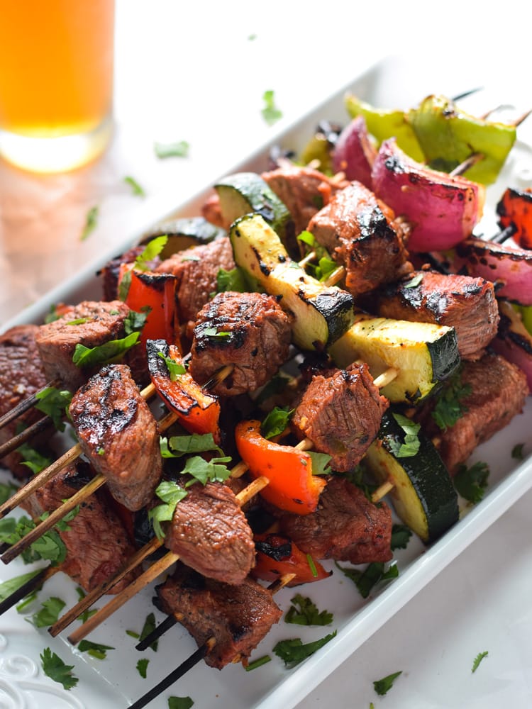 Made with marinated sirloin steak and delicious vegetables, these Easy Beef Steak Skewers are the perfect low carb appetizer or healthy dinner!