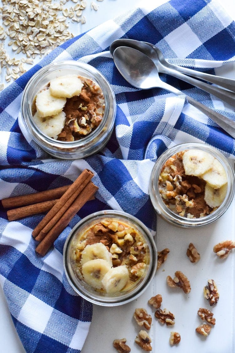 Soaked in three different kinds of milk and topped with chopped walnuts, banana slices and cinnamon, these 5-minute Mexican Tres Leches Overnight Oats are guaranteed to sweeten your mornings.