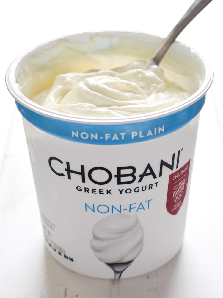 Chobani plain Greek yogurt makes this Salsa Verde Yogurt Sauce so delicious!