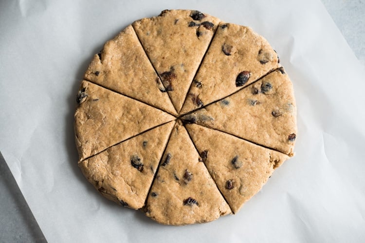 These easy to make Cinnamon Honey & Fig Scones are sweetened with honey, cinnamon and filled with black mission figs. Great for breakfast, brunch or dessert!