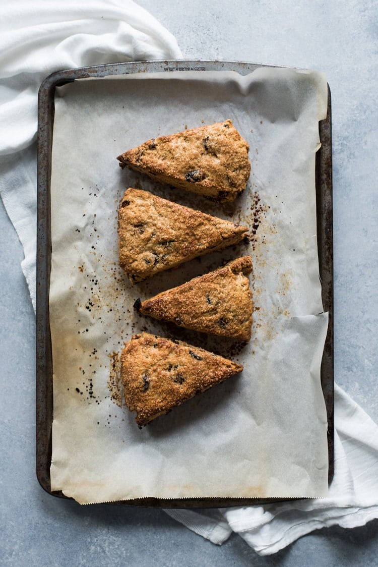These easy to make Cinnamon Honey & Fig Scones are sweetened with honey, cinnamon and filled with black mission figs. Great for breakfast, brunch or dessert!