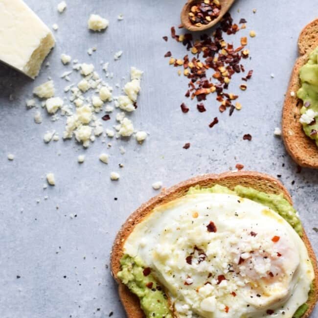 This easy, quick and healthy Spicy Avocado Toast with Egg only takes 10 minutes to make and will keep you full and satisfied all morning long.