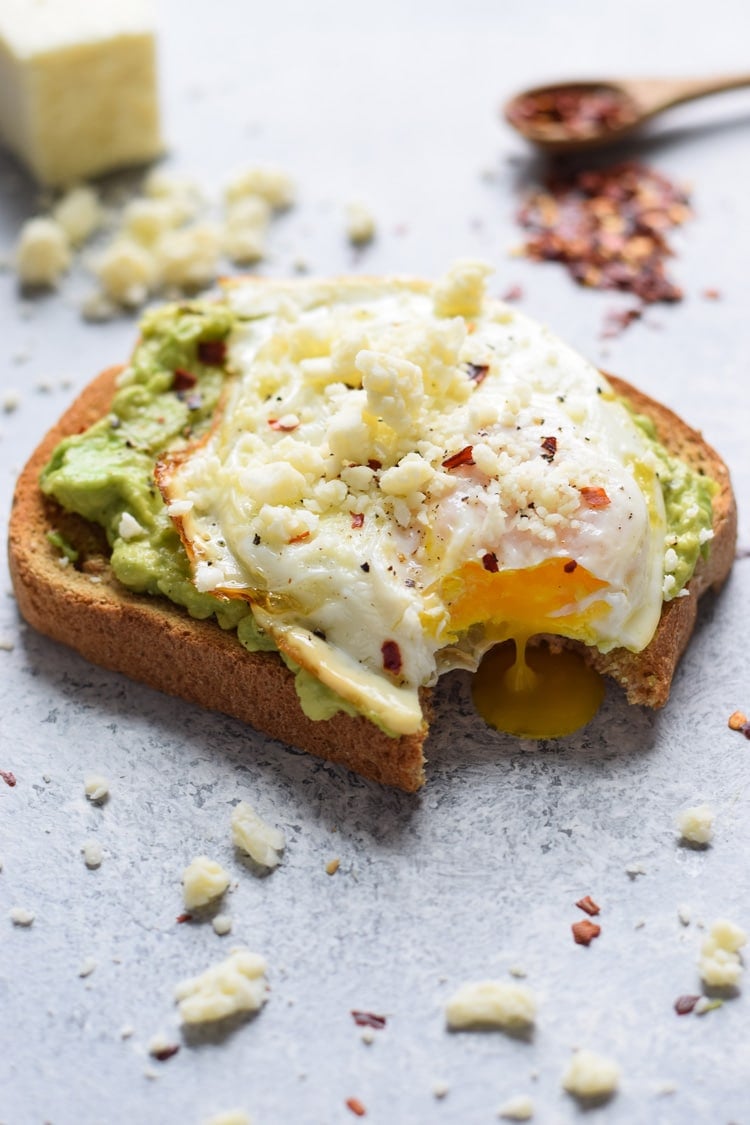 This easy, quick and healthy Spicy Avocado Toast with Egg only takes 10 minutes to make and will keep you full and satisfied all morning long.