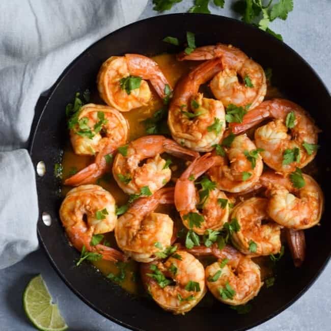 This Spicy Red Pepper Garlic Shrimp is an easy and healthy weeknight meal that's ready in only 18 minutes. Is gluten free, paleo and low carb.