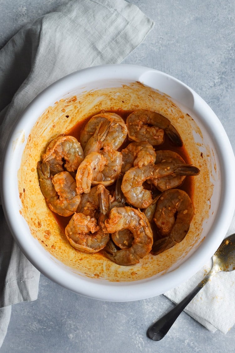 This Spicy Red Pepper Garlic Shrimp is an easy and healthy weeknight meal that's ready in only 18 minutes. Is gluten free, paleo and low carb.