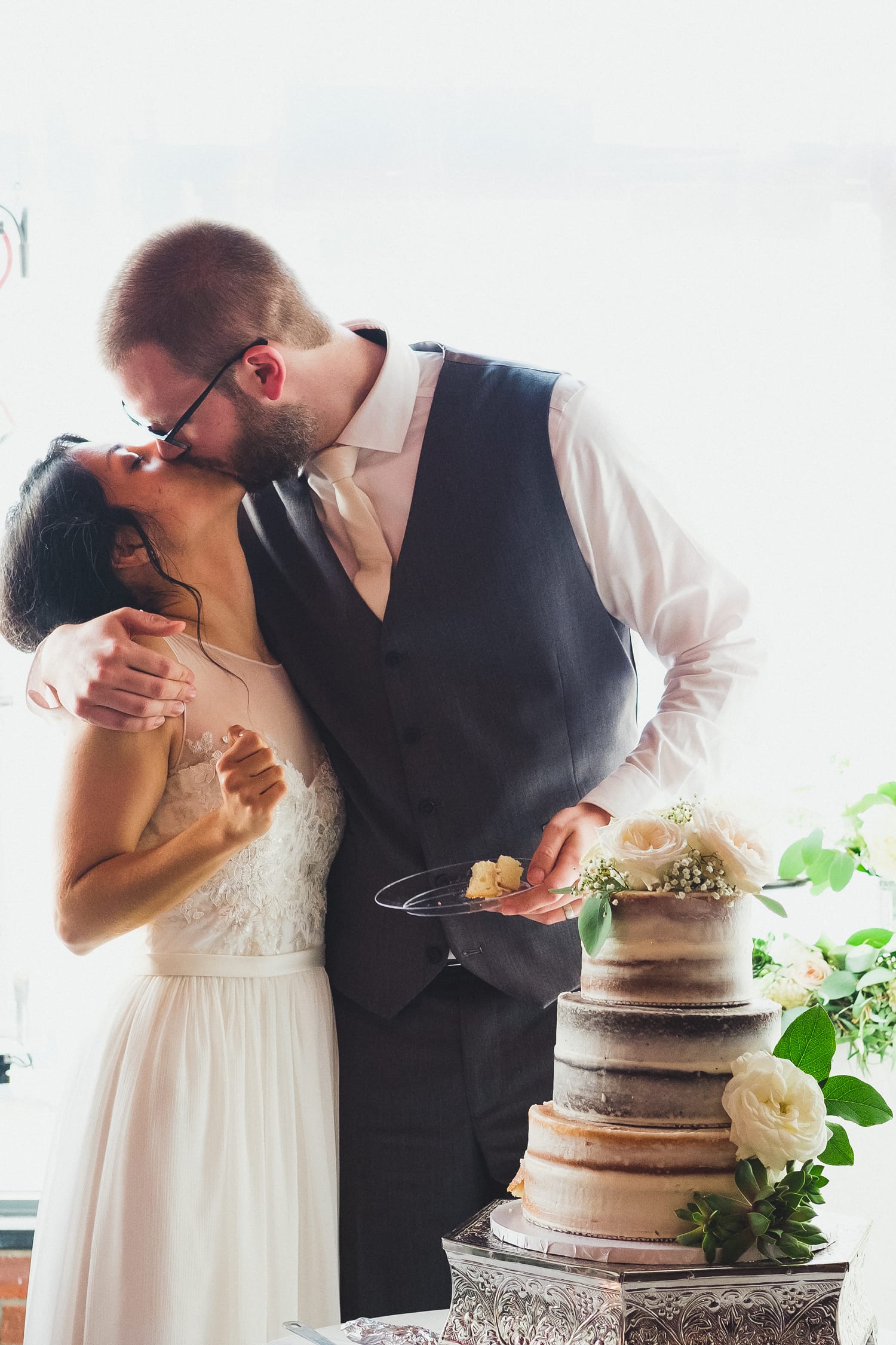 Stacie's Cake naked wedding cake at John Moore and Isabel Orozco Moore wedding at IAO Gallery in Oklahoma City // Photo by Leia Smethurst Photography