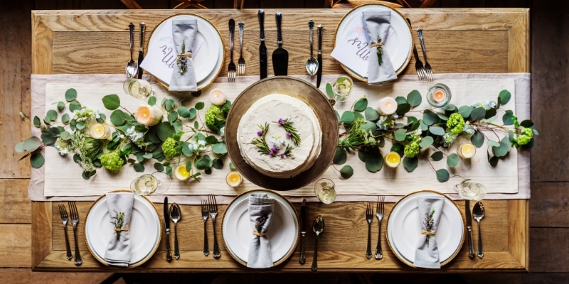 Don't let fear and anxiety around food stop you from enjoying the holidays this year. Here are 5 tips to help you overcome holiday food guilt!