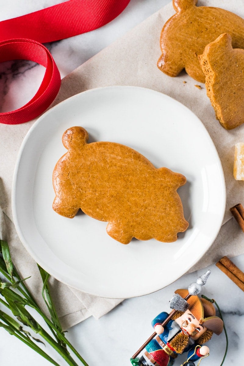 Marranitos (Mexican Gingerbread Pigs) are a pan dulce, or sweet bread, flavored with molasses and commonly found in Mexican bakeries. Best served with a cup of milk or coffee and eaten on weekend mornings!