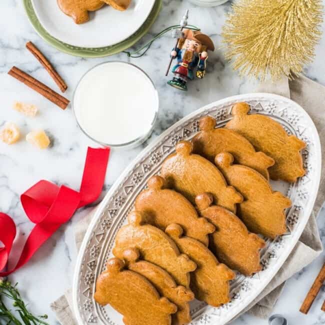 Marranitos (Mexican Gingerbread Pigs) are a pan dulce, or sweet bread, flavored with molasses and commonly found in Mexican bakeries. Best served with a cup of milk or coffee and eaten on weekend mornings!