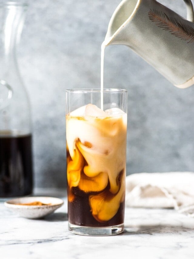 HOW TO MAKE COLD BREW COFFEE STORY Isabel Eats