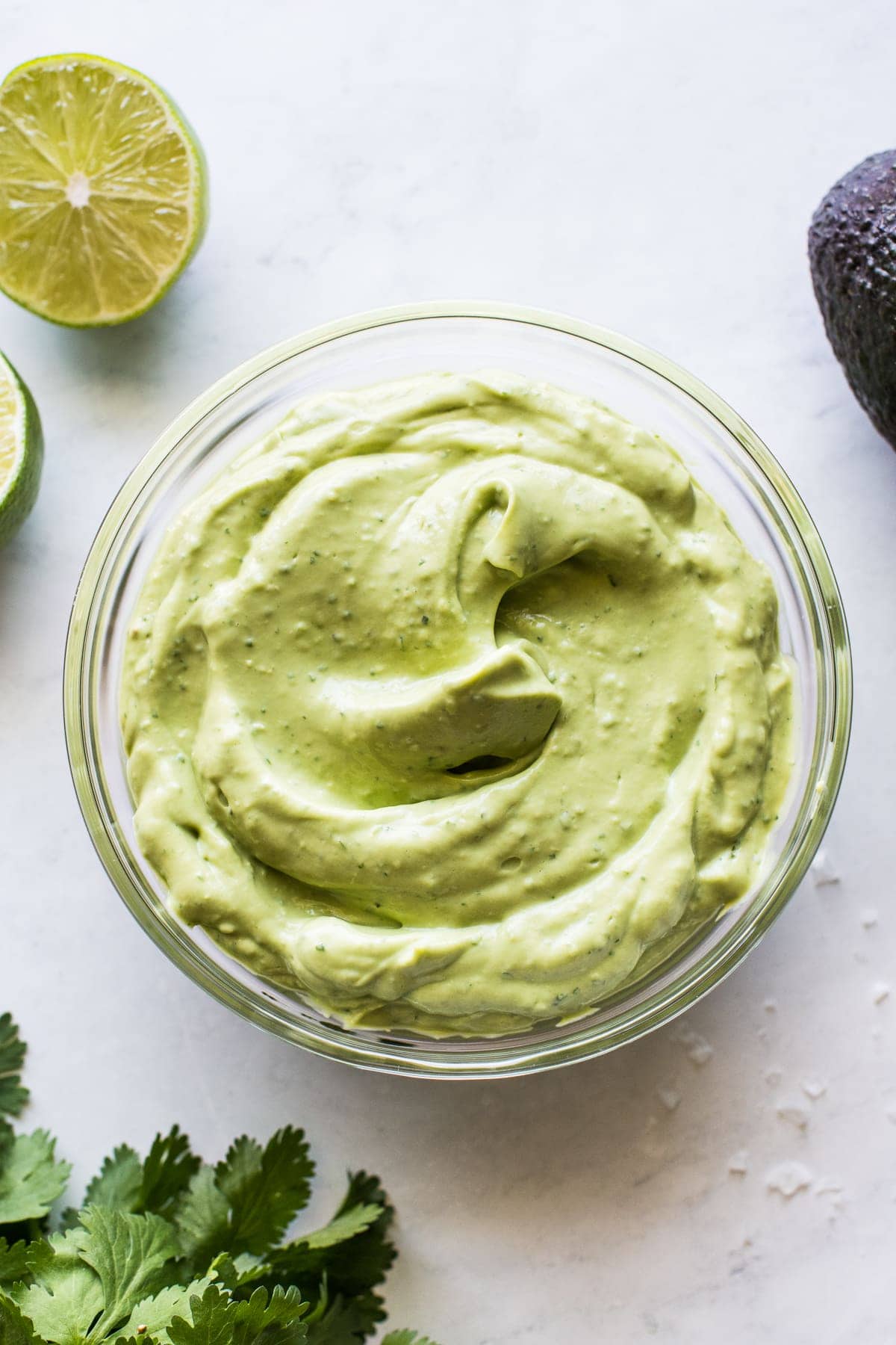 Avocado crema in a bowl.