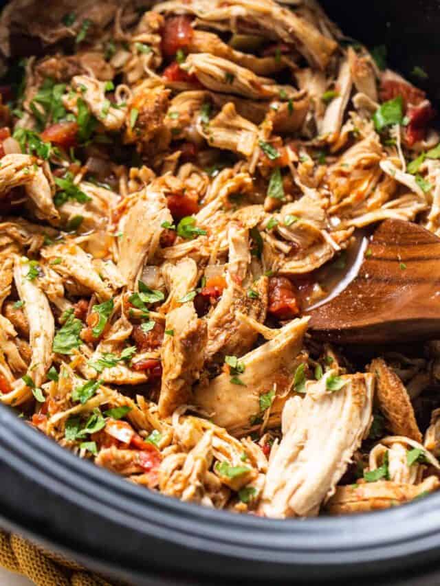 Crockpot Chicken Tacos - Isabel Eats